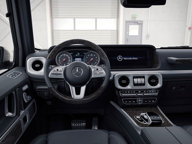 Интерьер Mercedes-Benz G-Class нового поколения